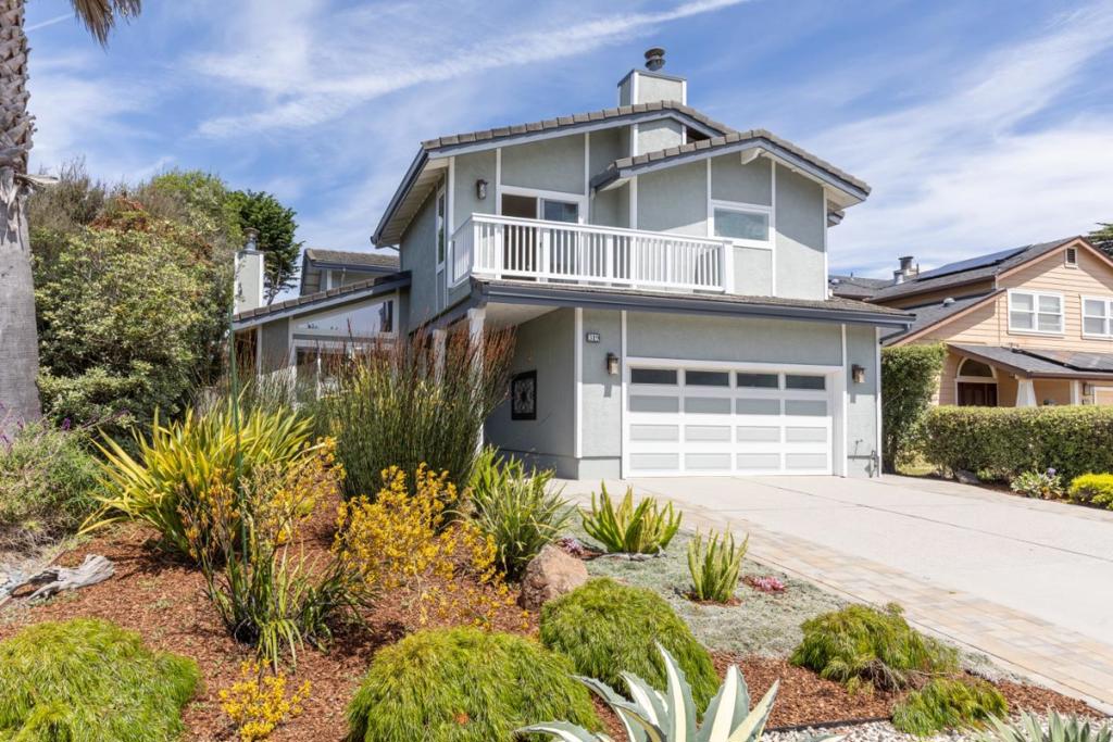 319 Miramontes Avenue