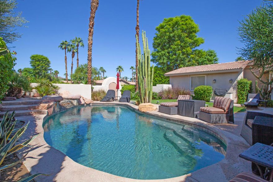 Available Jan 2nd through March 2nd. Nestled in the prestigious Ventana area of Rancho La Quinta Country Club, this stunning 3-bedroom, 3-bathroom home offers an unparalleled blend of elegance and comfort. Enjoy breathtaking mountain views from this beautifully furnished residence, complete with a golf cart for easy exploration of the community. The updated kitchen boasts modern appliances and stylish finishes, perfect for culinary enthusiasts. Relax in the private courtyard featuring a sparkling pool and soothing spa, ideal for entertaining or unwinding in serene luxury. Don't miss this opportunity to own a slice of desert paradise!