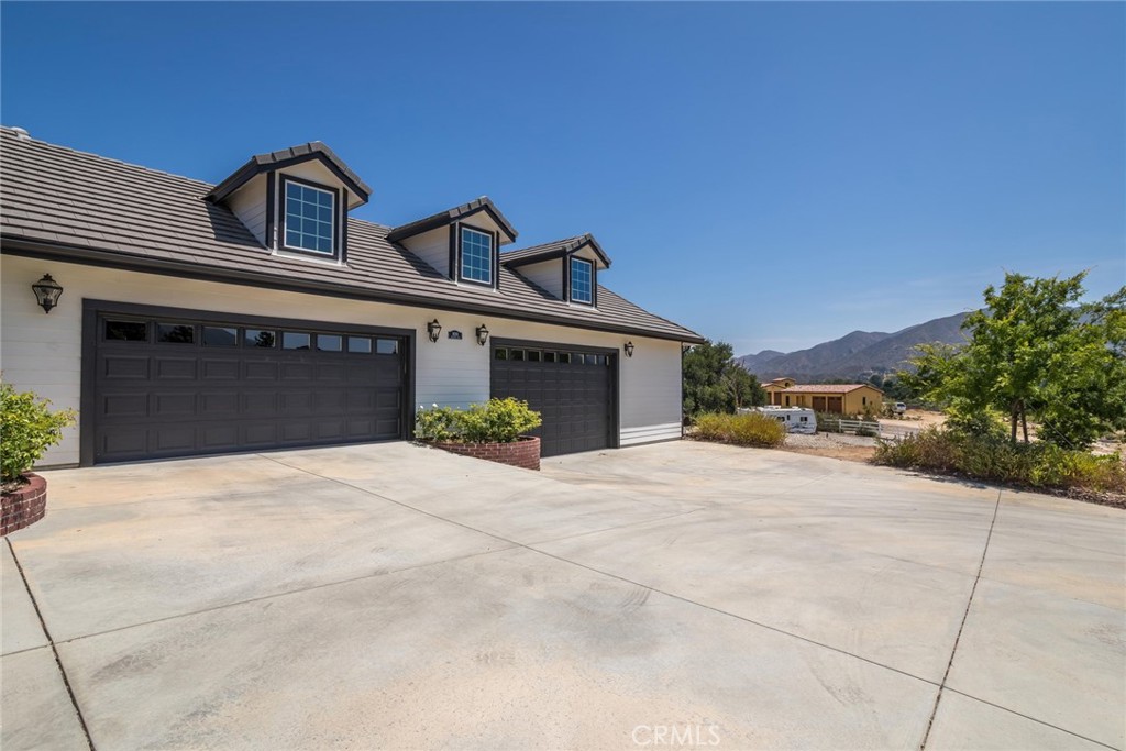 16261 Pineview Road