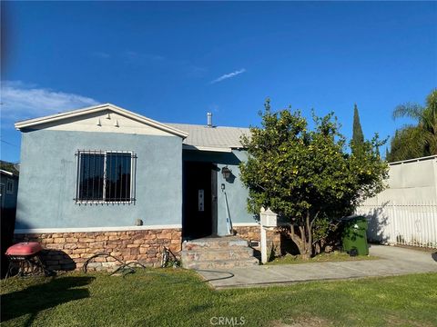Photo of 119 E 90th Street, Los Angeles, CA 90003 (MLS # IV26023479)