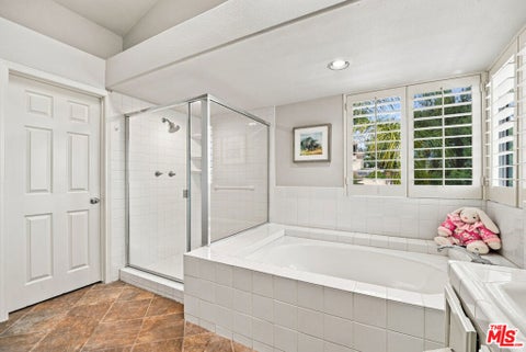 Tiny photo for 40620 Via Diamante, Murrieta, CA 92562 (MLS # 26985911)