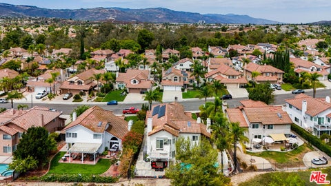 Tiny photo for 40620 Via Diamante, Murrieta, CA 92562 (MLS # 26985911)