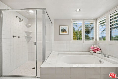 Tiny photo for 40620 Via Diamante, Murrieta, CA 92562 (MLS # 26985911)