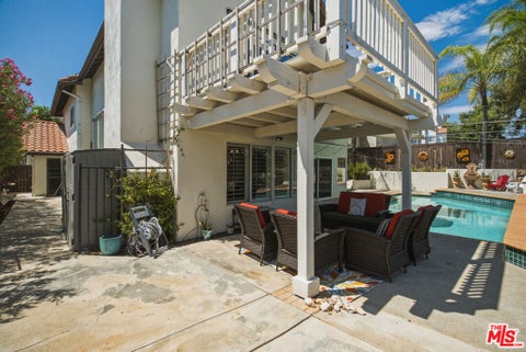Tiny photo for 40620 Via Diamante, Murrieta, CA 92562 (MLS # 26985911)