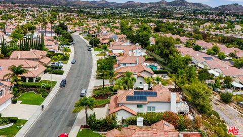 Tiny photo for 40620 Via Diamante, Murrieta, CA 92562 (MLS # 26985911)