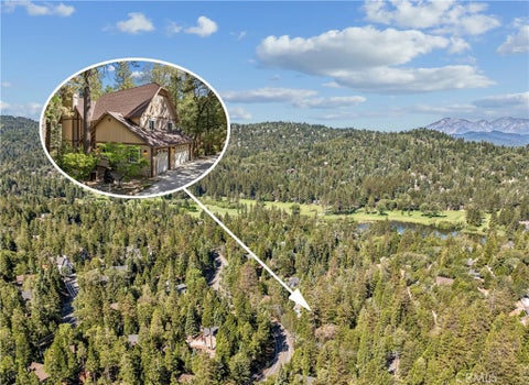 Photo of 628 Grass Valley Road, Lake Arrowhead, CA 92352 (MLS # IG26123822)