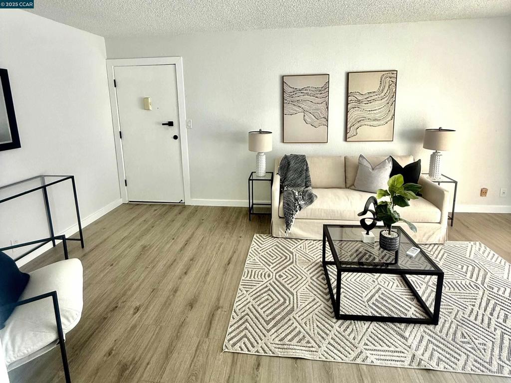 SHAMROCK - Residential