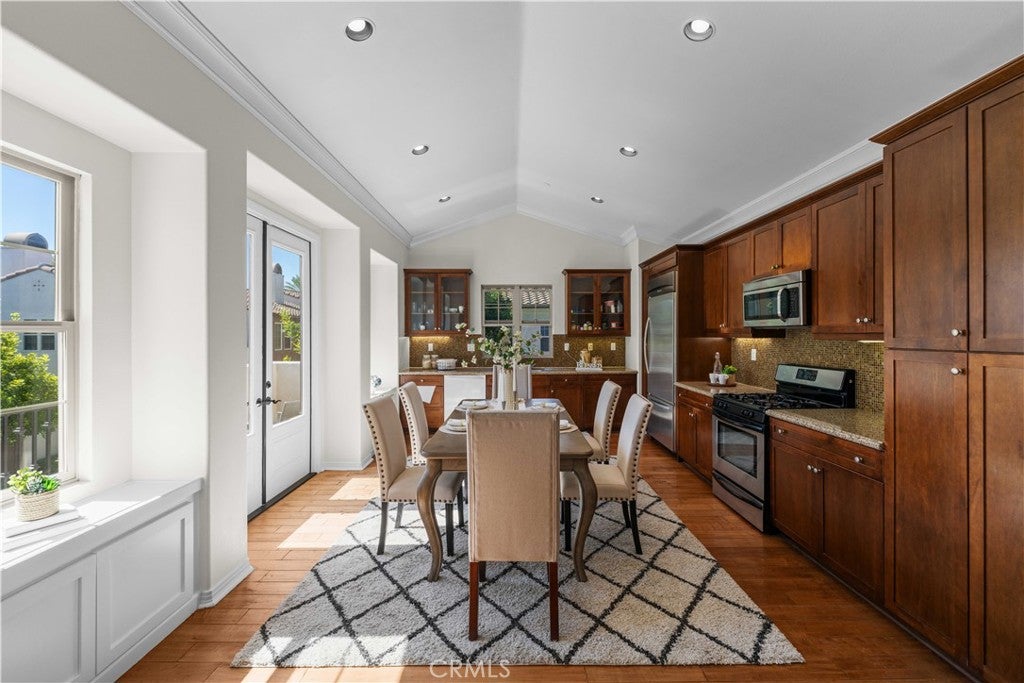 102 Mission, Irvine CA 92620 - Photo 16