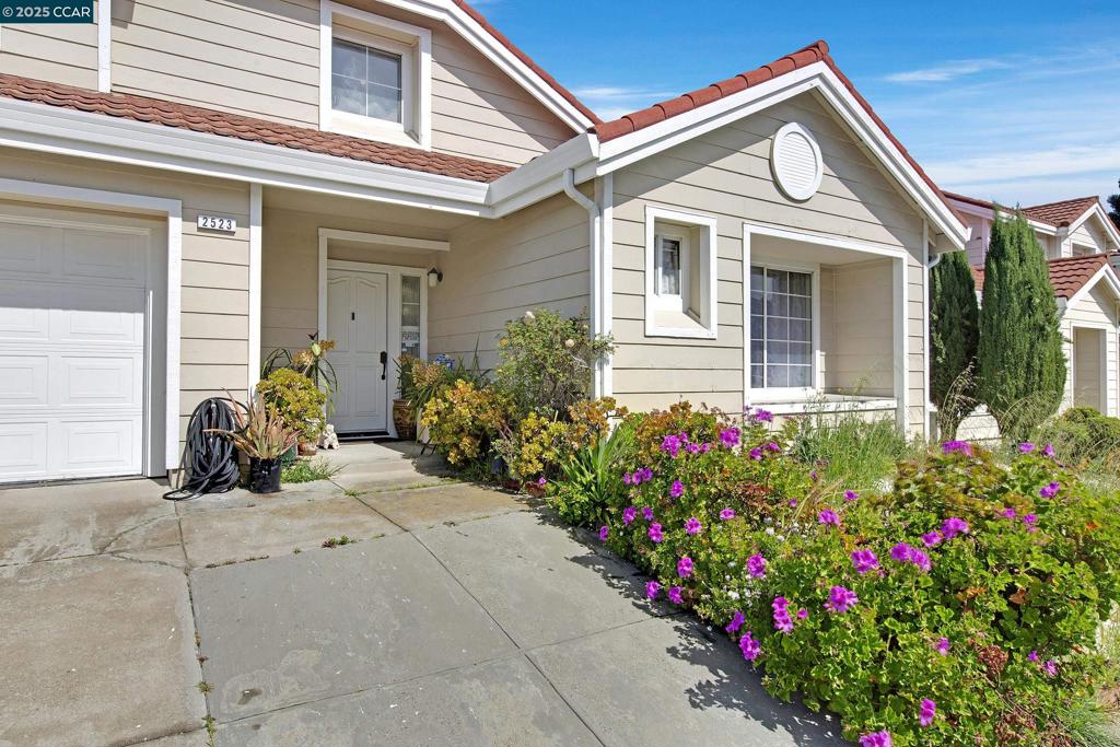 Properties 3 2523 Highgate Dr