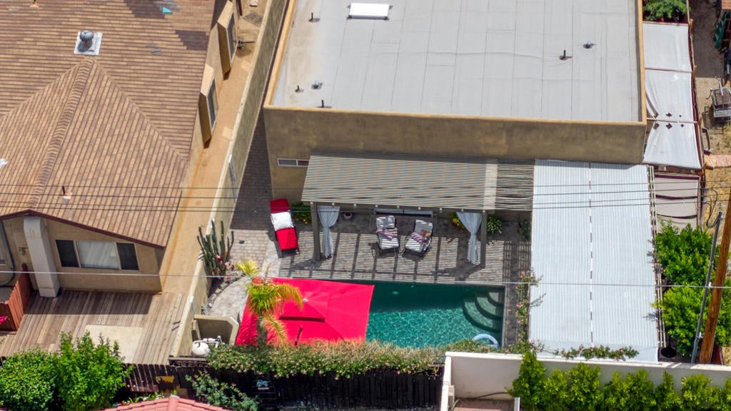53595 Avenida Diaz