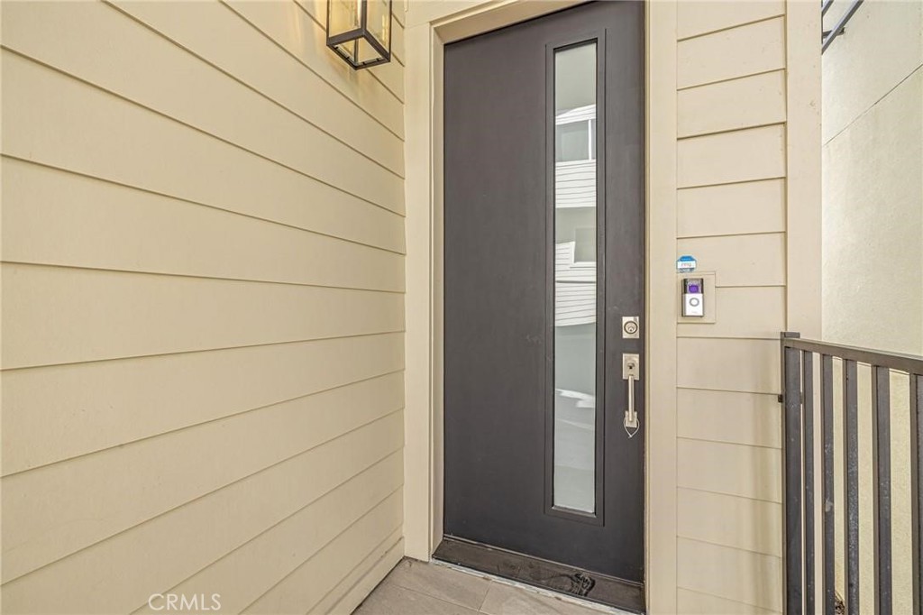 14662 W Sara Lane