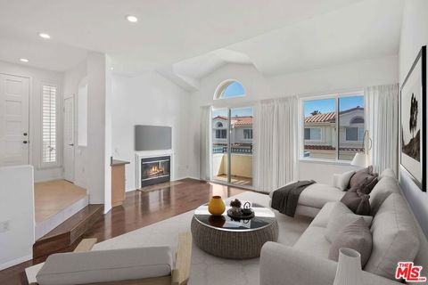 Photo of 6457 Zuma View Place #139, Malibu, CA 90265 (MLS # 25588267) Photo of 6457 Zuma View Place #139, Malibu, CA 90265 (MLS # 25588267)