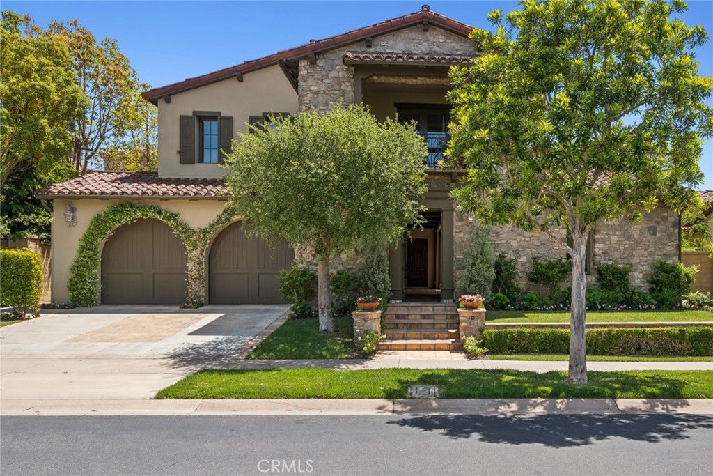 Photo of 10 Morning Light LGT, Newport Coast, CA 92657 (MLS # NP26097010)