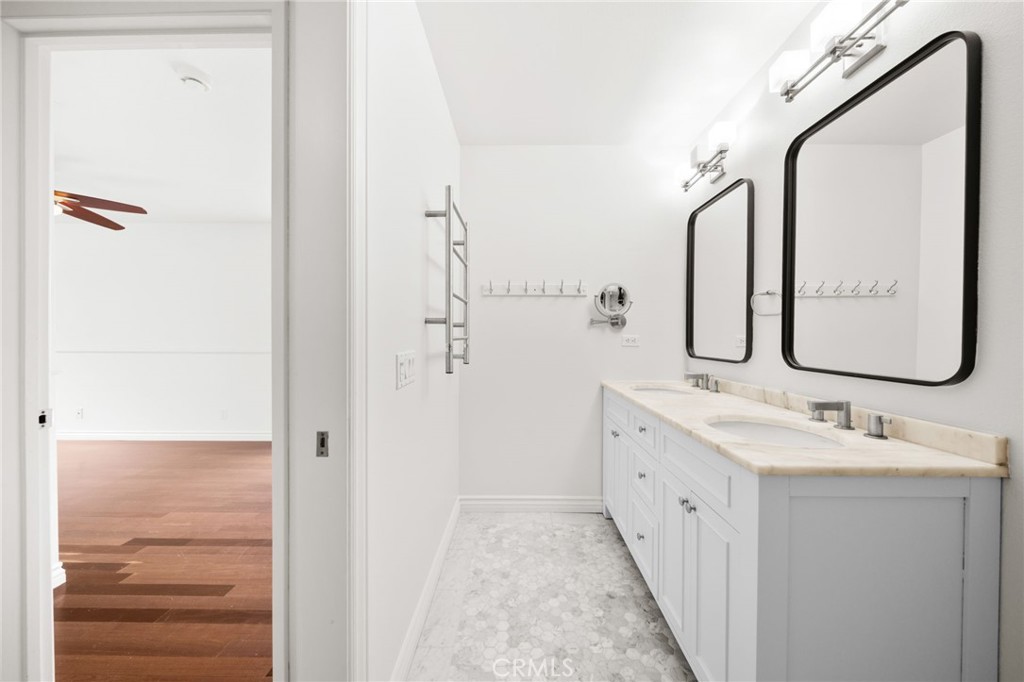 Lake Forest, California, 92630, United States, 5 Bedrooms Bedrooms, ,3 BathroomsBathrooms,Residential,Active,2021296