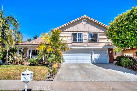 20911 Calle Celeste Lake Forest CA 92630