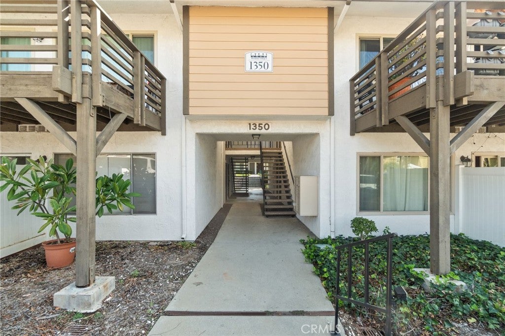 1350 W Lambert 114