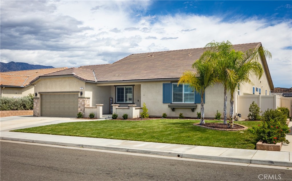 832 Hilltop Court