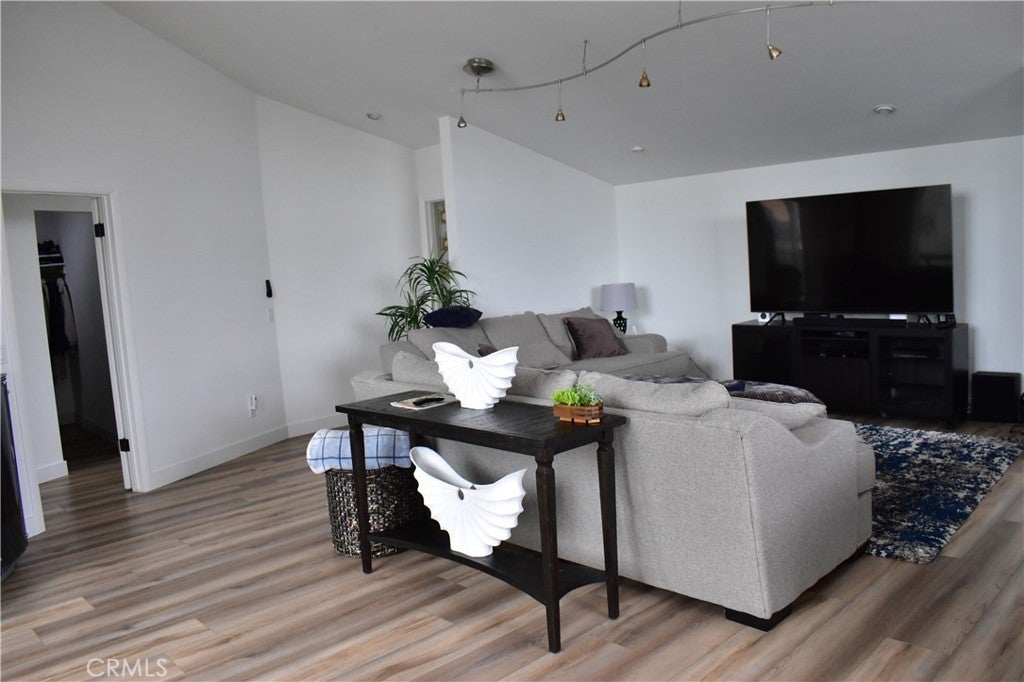154 Windward