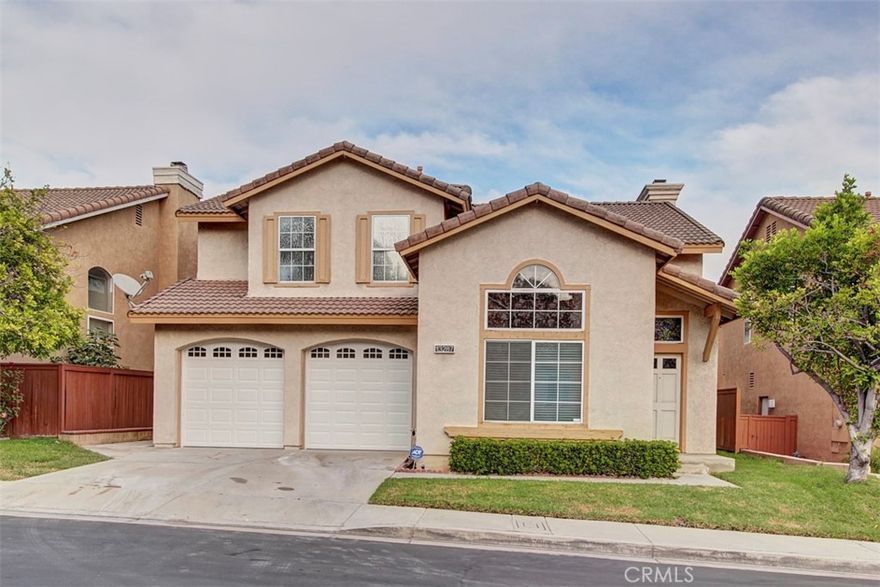 Beautiful Community, 3 bedroom 2.5 bath home, 2 stories, in "The Village" at Rolling Ridge development. Spacious formal living and dining rooms with vaulted ceilings. The gracious Family room boasts a fireplace. Remodeled kitchen features Quartz counters and an abundance of cabinet space. Upgraded hall bathroom with tile walk-in shower. Master suite with high ceilings walk-in closet, private bathroom with tile floor, oval tub, and separate shower. The serene backyard setting with a patio, raised planters, and a lush green lawn area. Community pool and spa. walk to schools, Costco, Lowes, and Ranch 99 market.