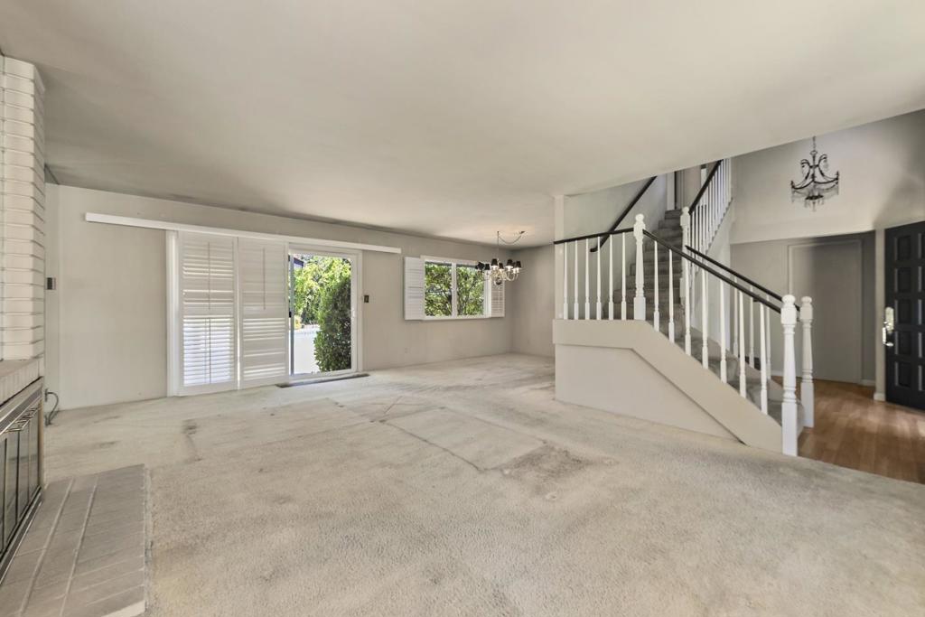 108 Vallecitos Way