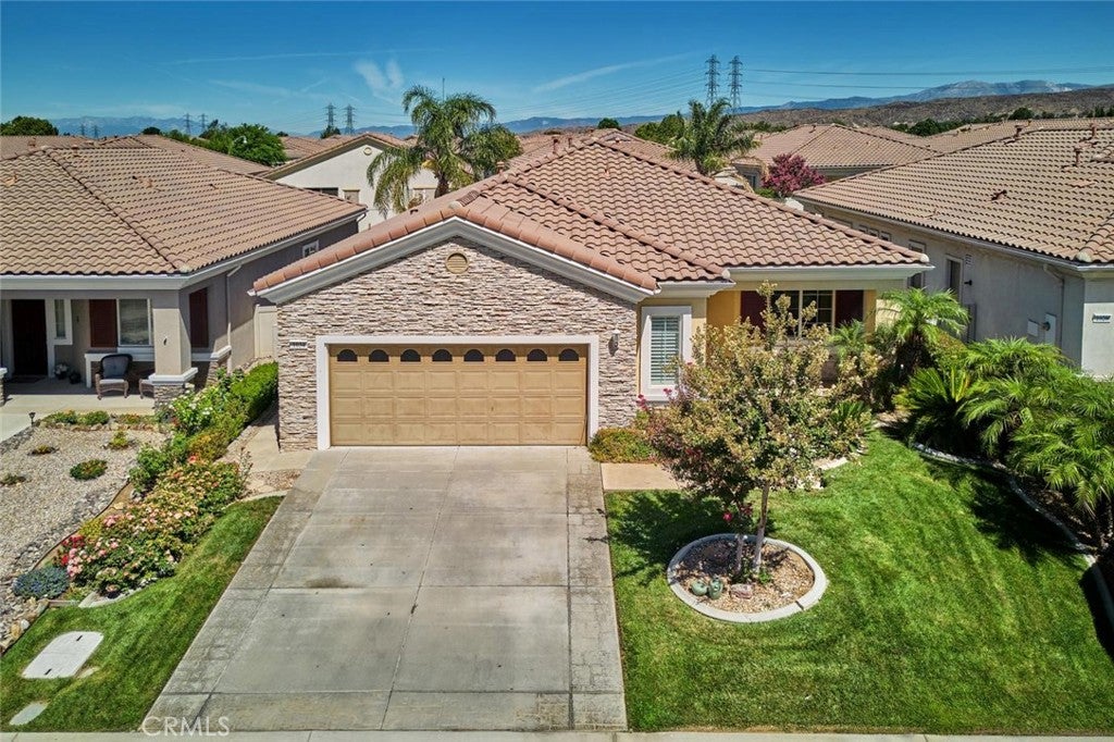 1034 Riviera Court