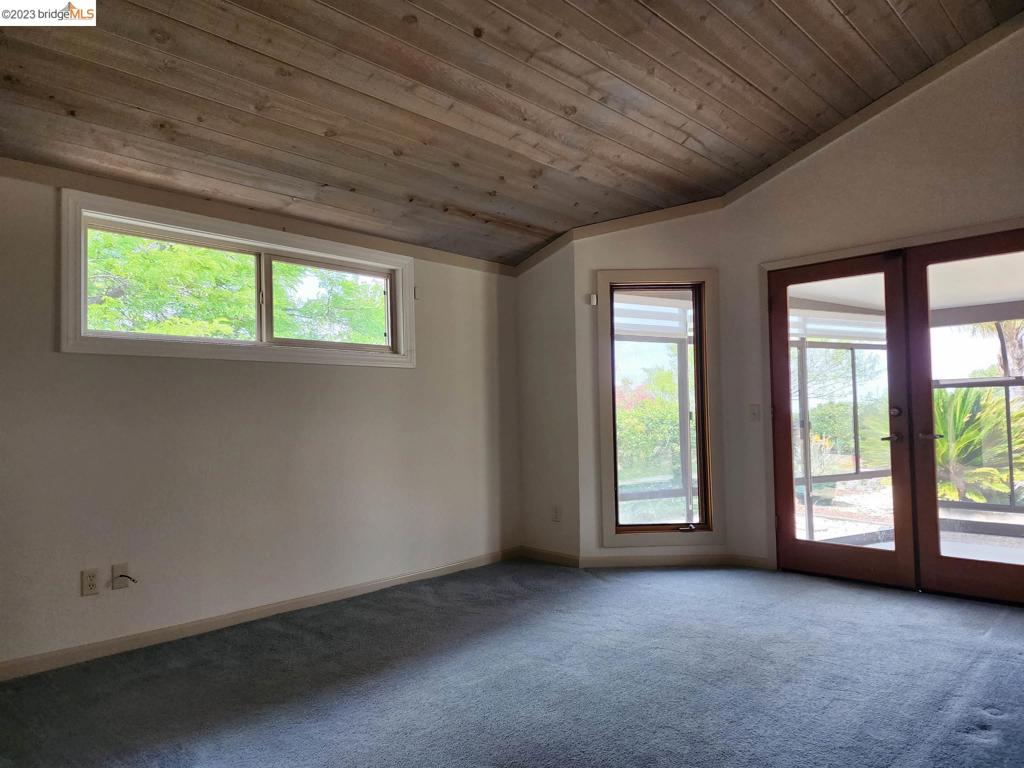 HILLSDALE - Residential