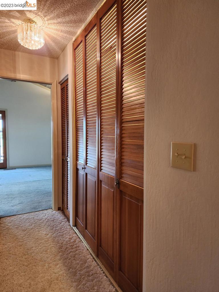 HILLSDALE - Residential