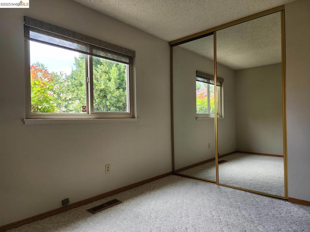 HILLSDALE - Residential