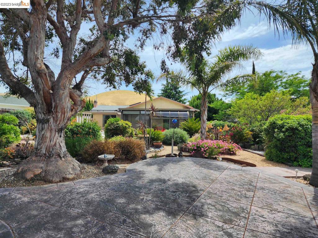 HILLSDALE - Residential