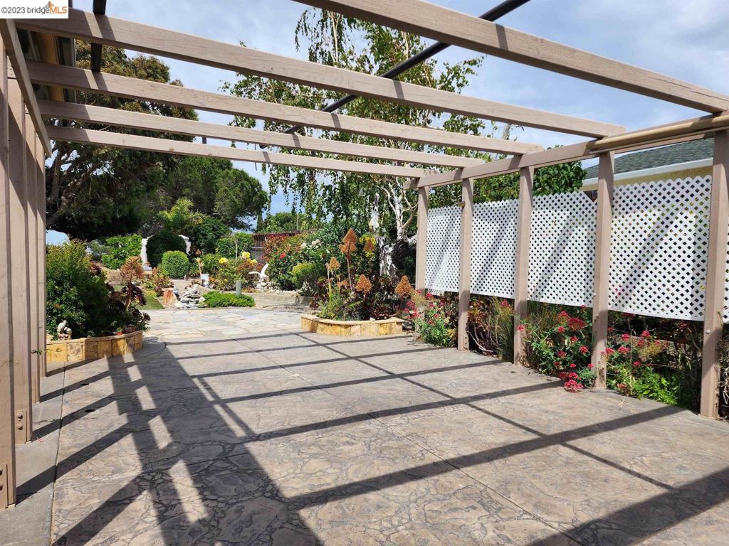 HILLSDALE - Residential