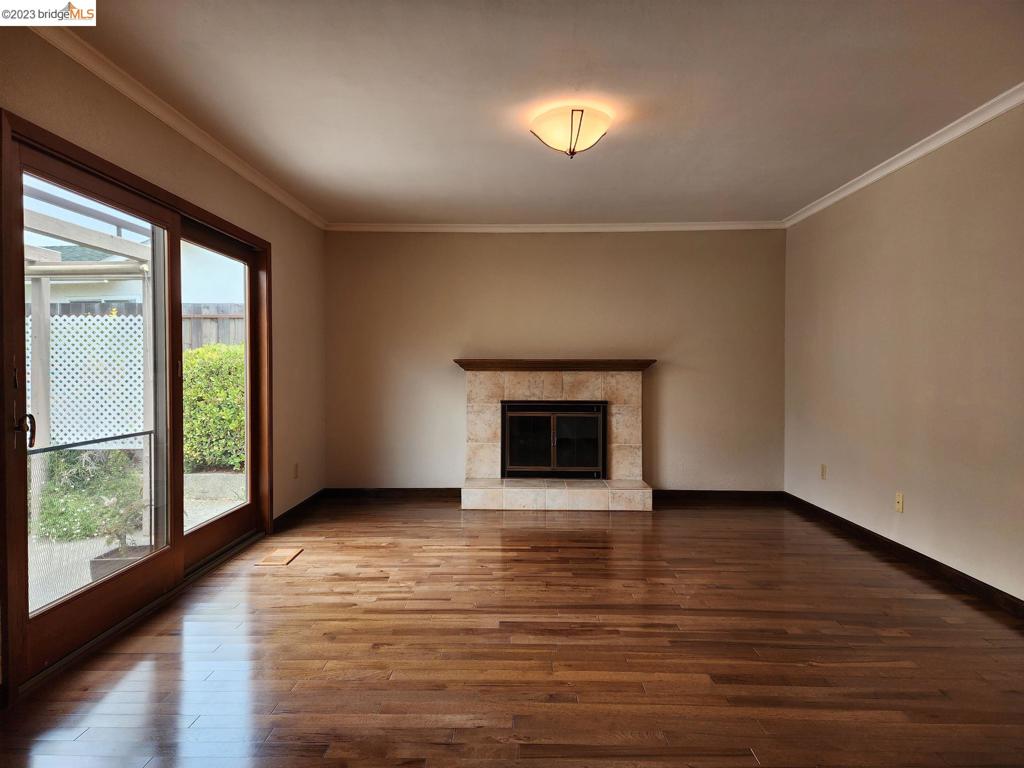 HILLSDALE - Residential