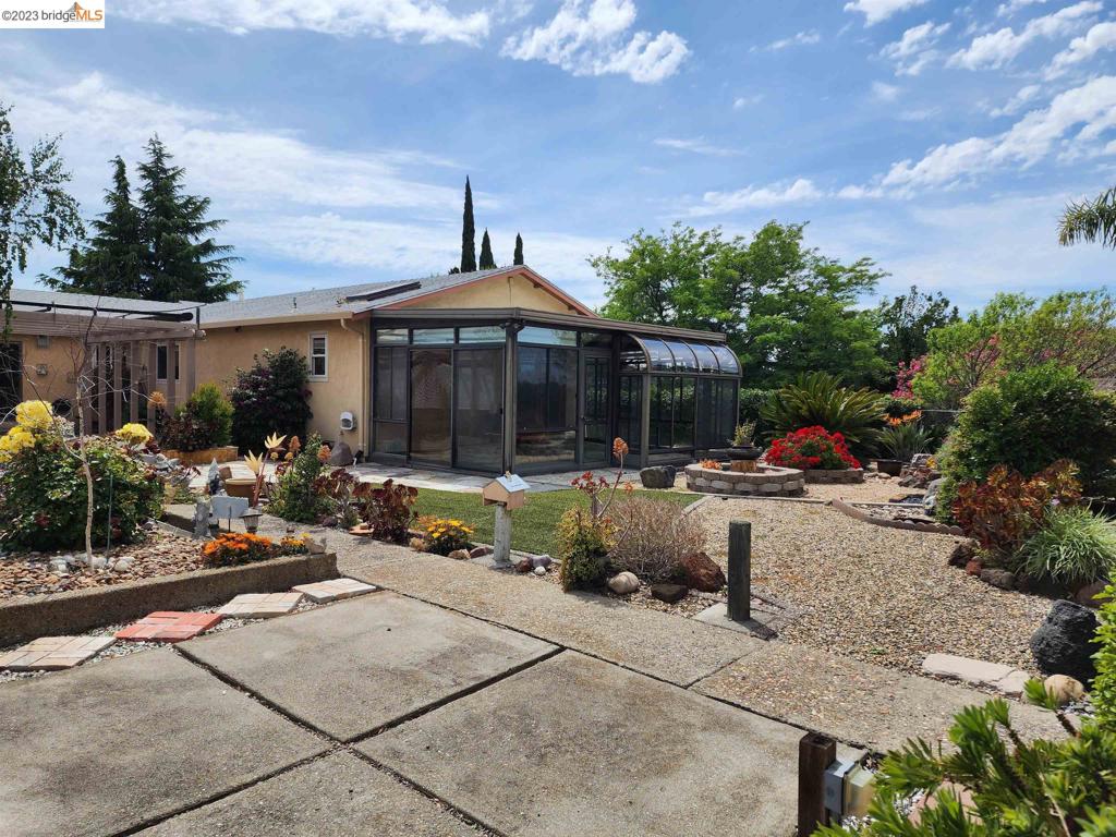 HILLSDALE - Residential