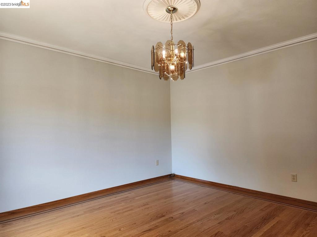 HILLSDALE - Residential