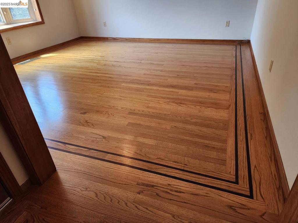 HILLSDALE - Residential