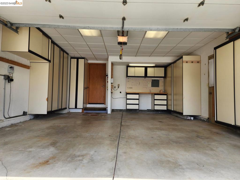 HILLSDALE - Residential