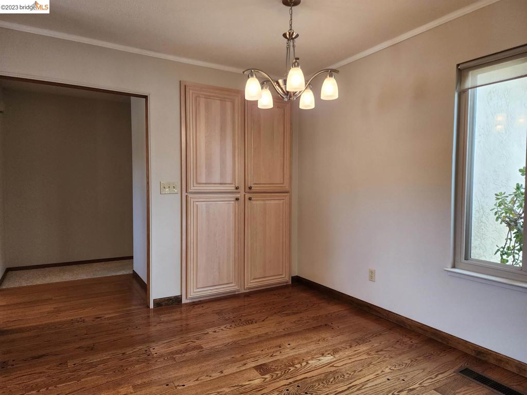 HILLSDALE - Residential