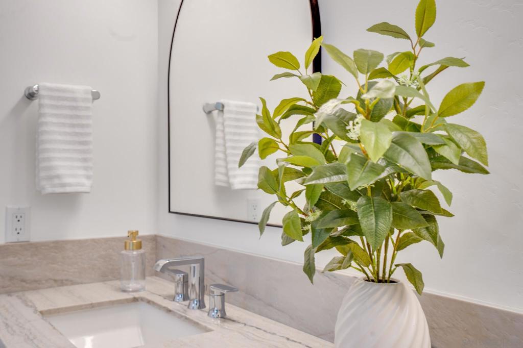 Ramona - Residential