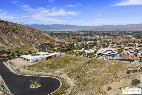 Photo of 44 Rim Crest Road, Rancho Mirage, CA 92270 (MLS # 26993771PS)