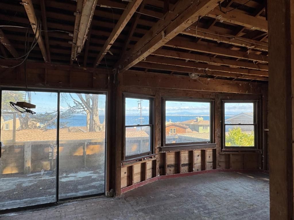 Photo of 1046 Balboa Avenue, Pacific Grove, CA 93950 (MLS # ML82038715)