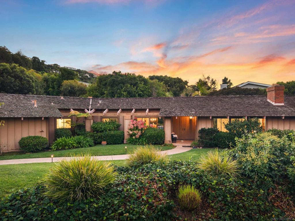 7716 Hidden Valley Ct