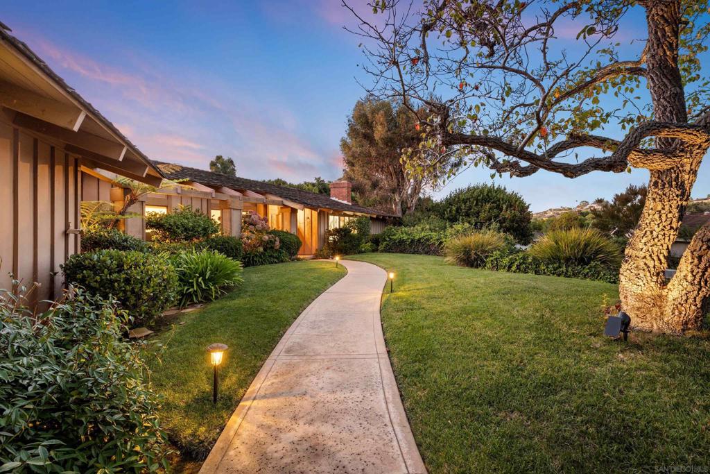 7716 Hidden Valley Ct