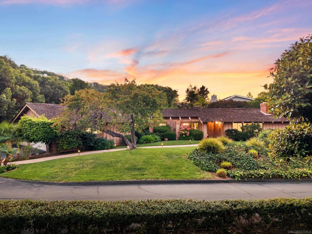 7716 Hidden Valley Ct