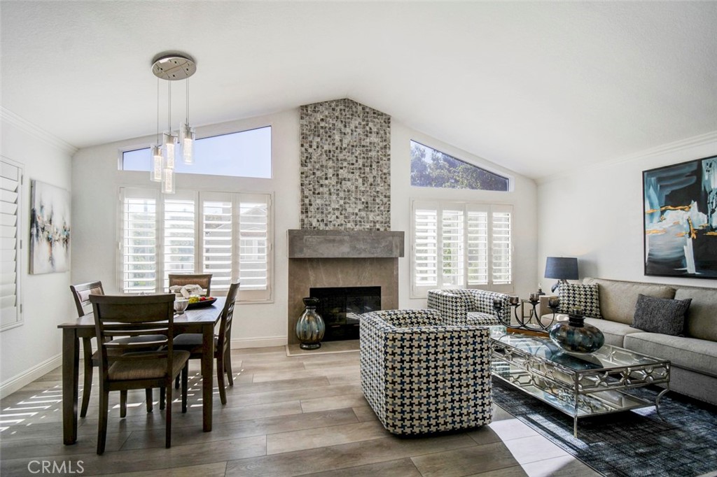 8 Ashwood