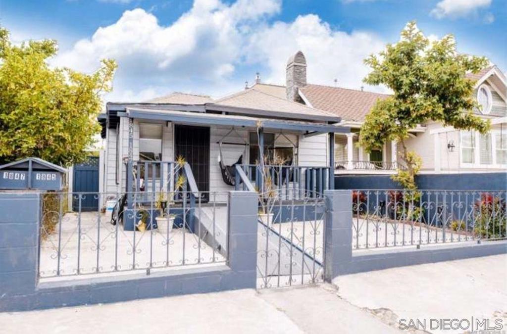 Presenting an exceptional income-generating opportunity to own a duplex just moments from downtown San Diego! Situated in the highly sought-after Logan Heights neighborhood, this meticulously maintained property features a spacious 3-bedroom front unit and a charming studio in the rear with alley access—ideal for generating rental income while residing in one of the units. Zoned R-4, this duplex is also located within an Opportunity Zone, offering significant potential for future appreciation. With a prime location just steps away from the vibrant array of restaurants, breweries, and artistic venues in the area, this property is perfect for both seasoned investors and first-time buyers looking to expand their real estate portfolio. Don't miss this rare opportunity to own in one of San Diego's most dynamic neighborhoods!