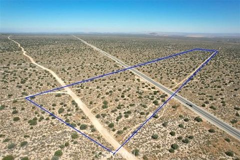 Photo of 0 HWY 138, Llano, CA 93544 (MLS # HD26079401)