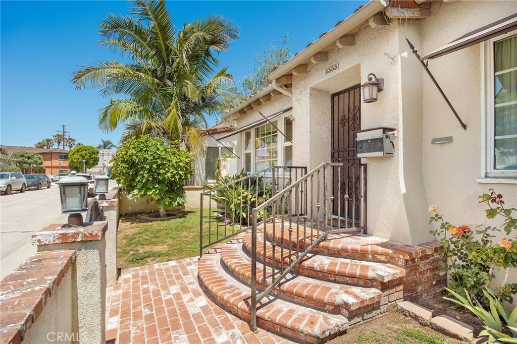 5555 Riviera Walk