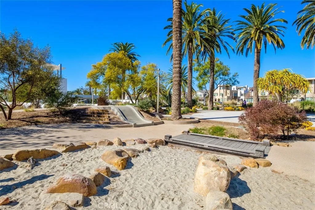 Irvine, California 92618, United States, 3 Bedrooms Bedrooms, ,2 BathroomsBathrooms,Residential,Active,144899