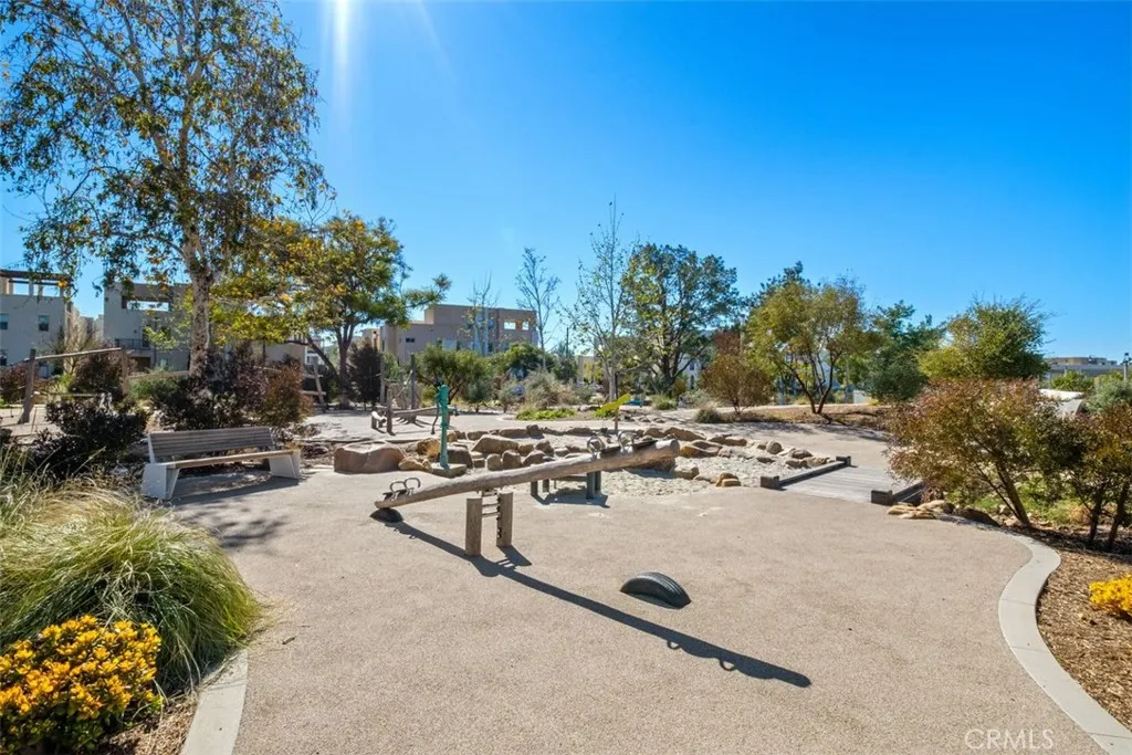 Irvine, California 92618, United States, 3 Bedrooms Bedrooms, ,2 BathroomsBathrooms,Residential,Active,144899