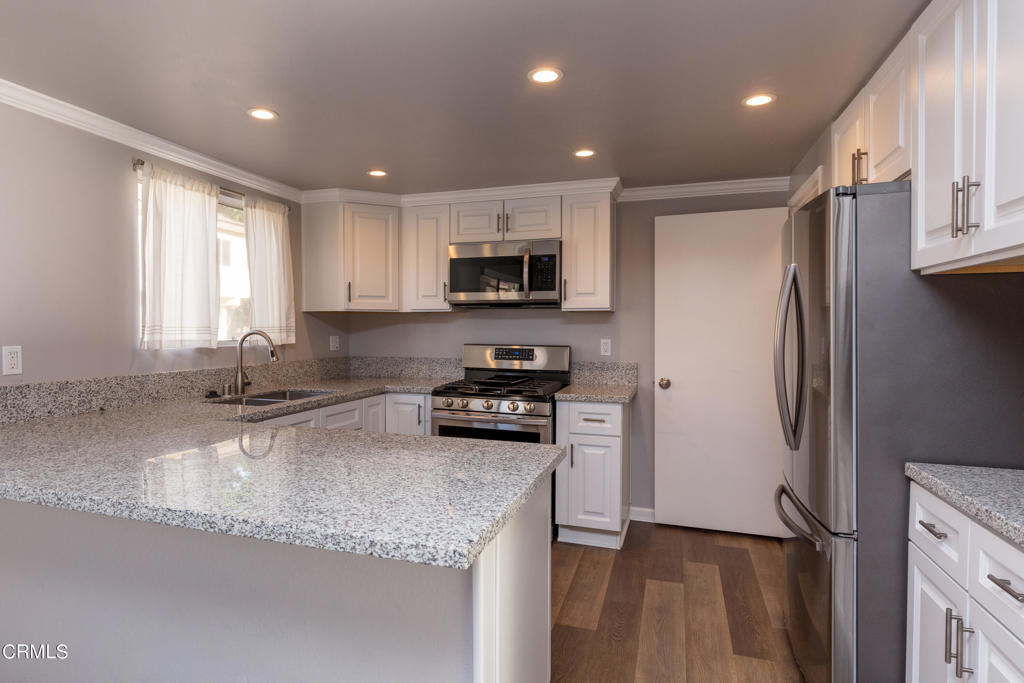 Victoria Gardens North 10 - 3210 - Residential Lease