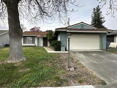 169 Rainier Circle Vacaville CA 95687